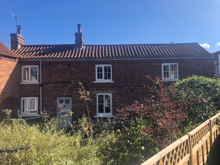 Large Cottage, Beach, Pubs Shops, Netflix, Bbq, Dog Friendly Hunmanby Esterno foto